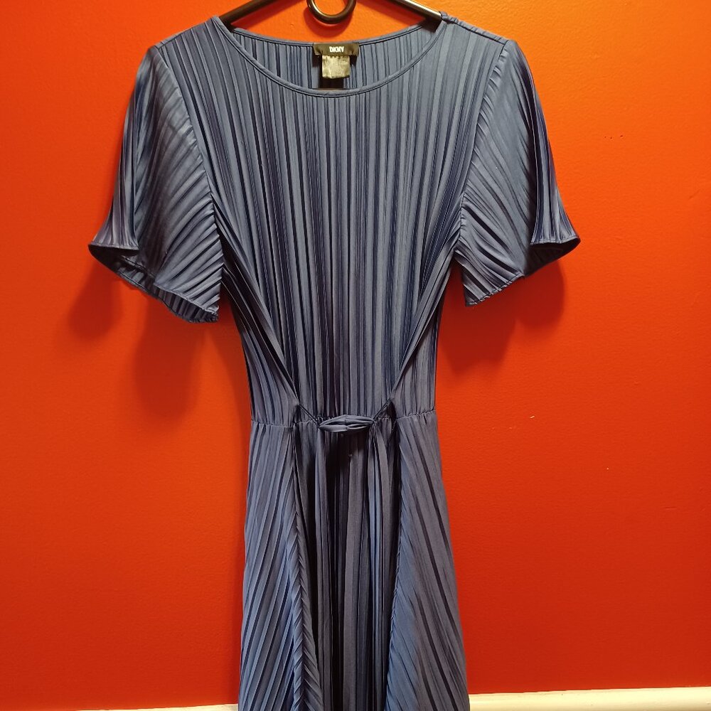 DKNY size 4 dress